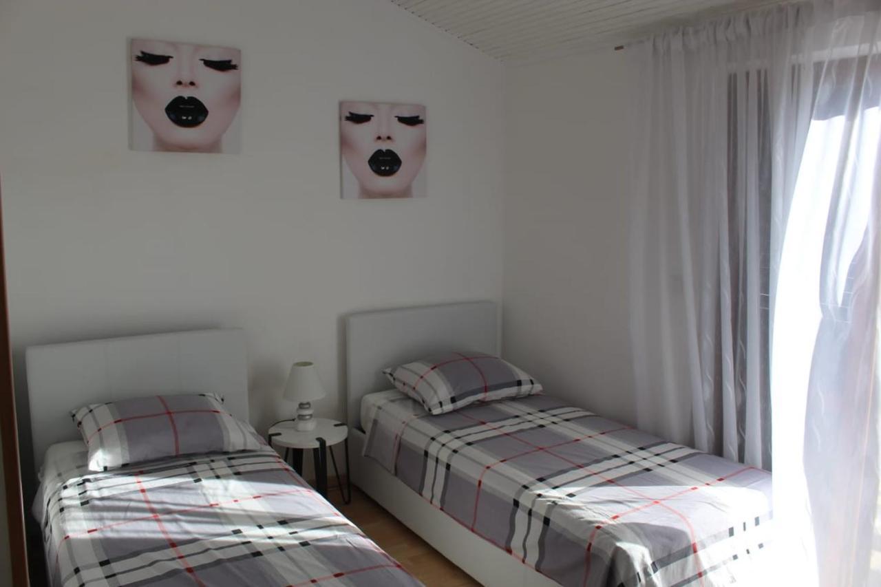Villa Brajkovic Vodice Bagian luar foto